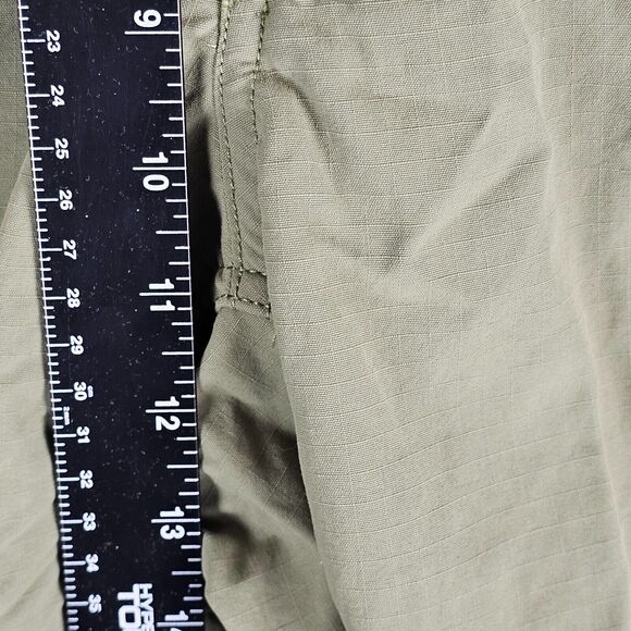 Duluth Trading 40 Cargo Carpenter 9" Shorts 46224 Rip Stop Work Utility Outdoor - Picture 4 of 8